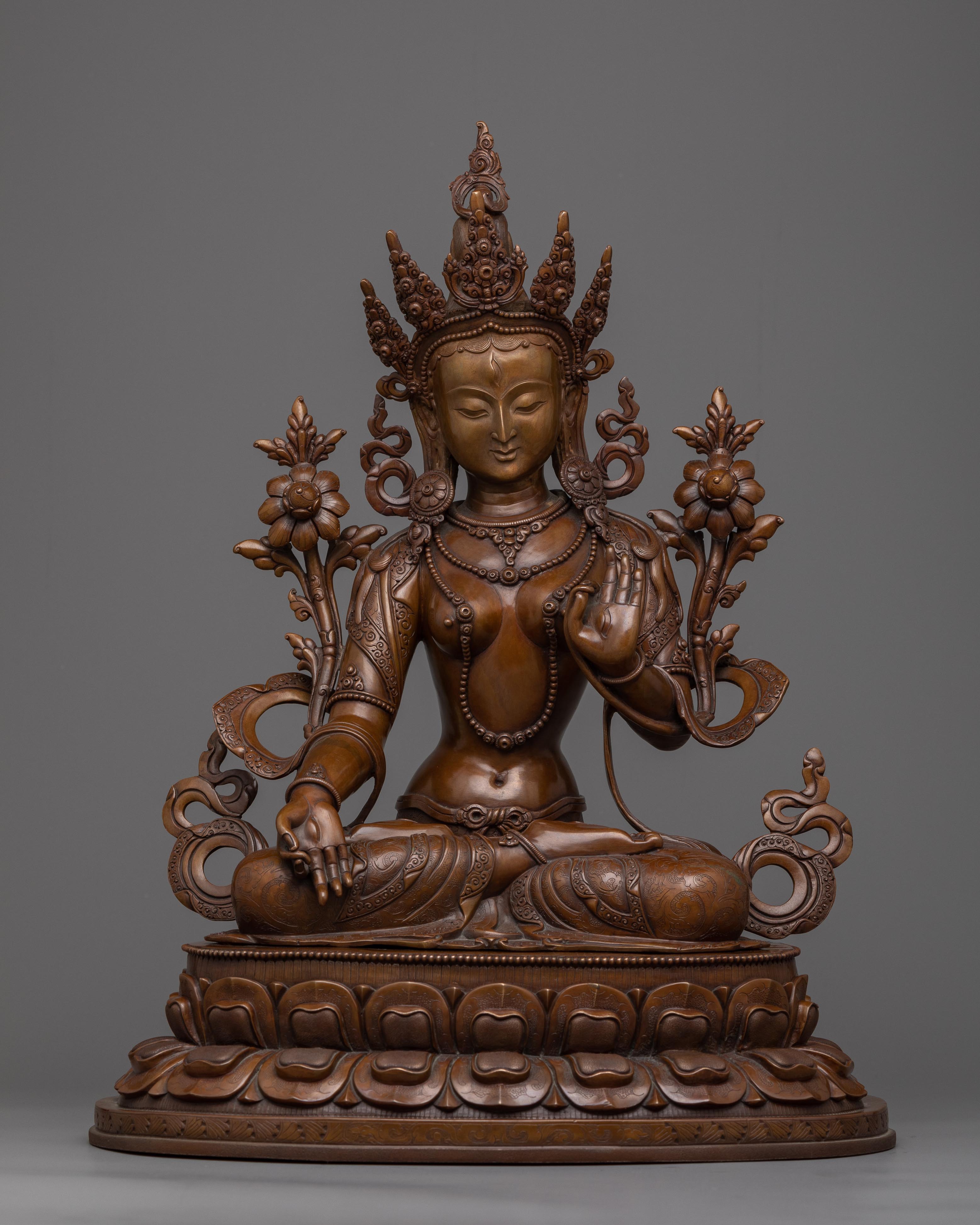 white-tara-goddess-himalayan-art-experience-divine-compassion