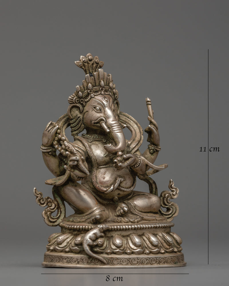 lord-ganesh-sculpture