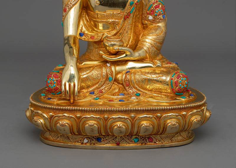 Buddhist Traditional Shakyamuni Buddha Statue  | Representation of Serenity and Wisdom