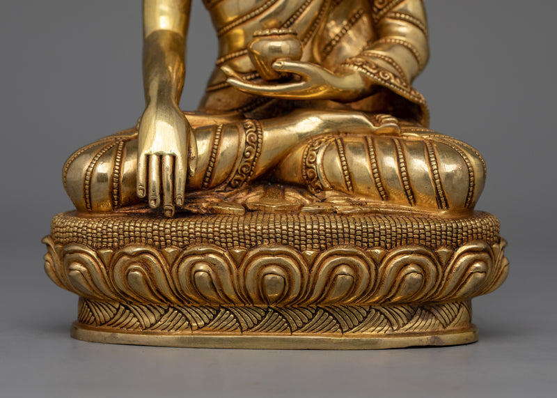 Peaceful Buddha Shakyamuni With Halo | Symbol of mindfulness practice