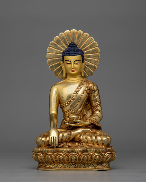 peaceful-buddha-shakyamuni-with-halo