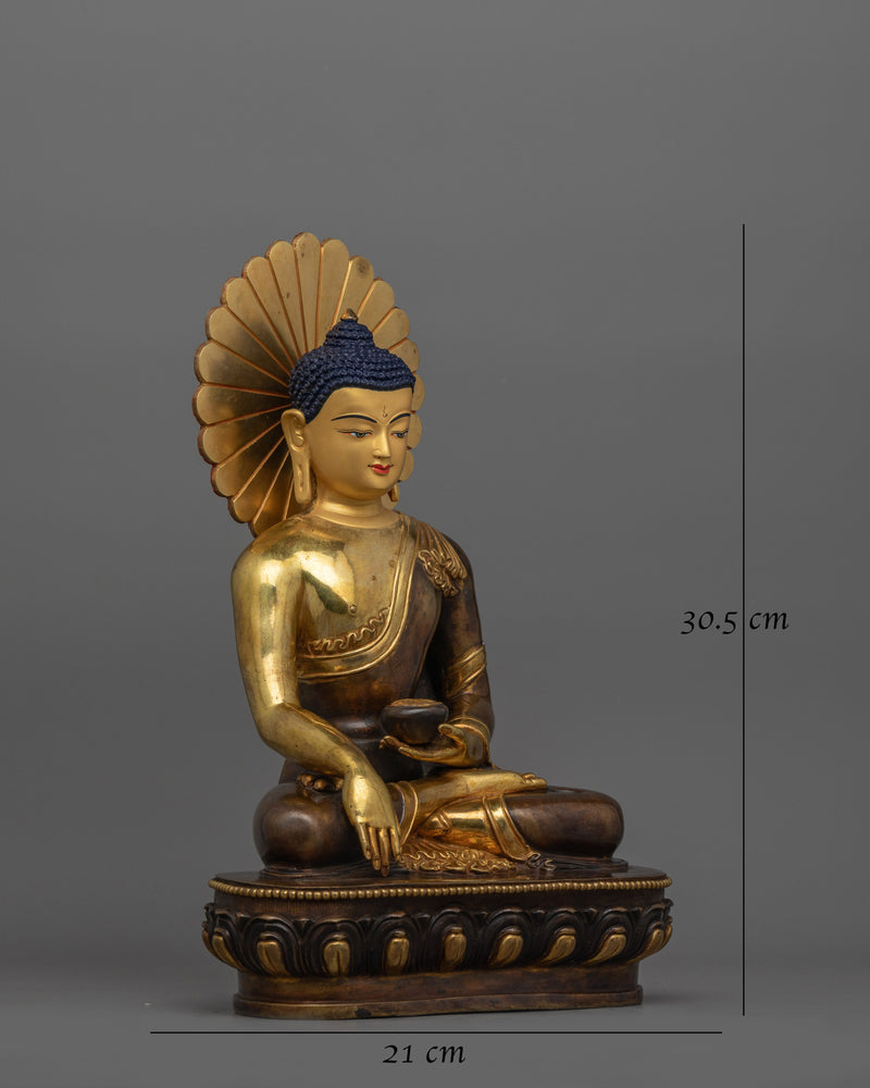 statue-of-first-buddha-shakyamuni