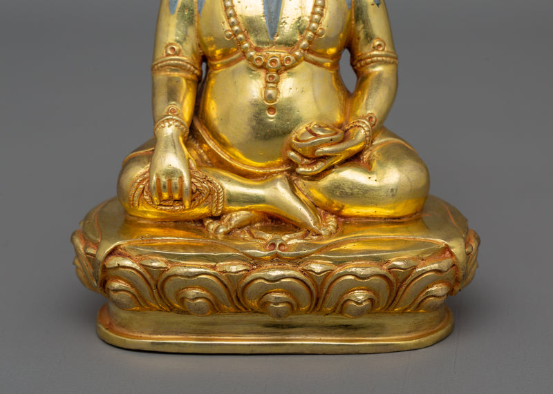 Himalayan Figurine of Buddhist Master | A Journey to Enlightenment