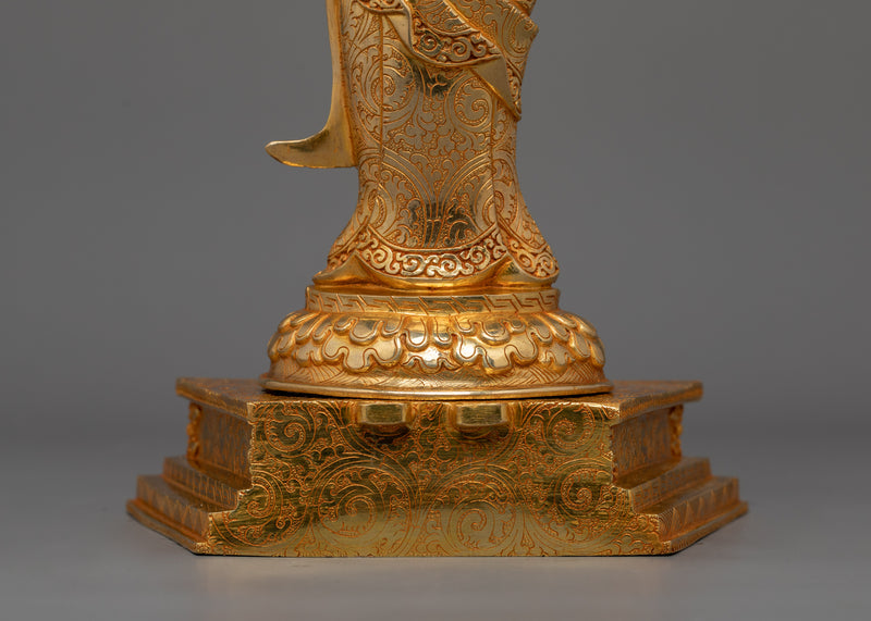 Sculpture of Standing Guru Rinpoche | The Lotus-Born Guru of the Himalayas