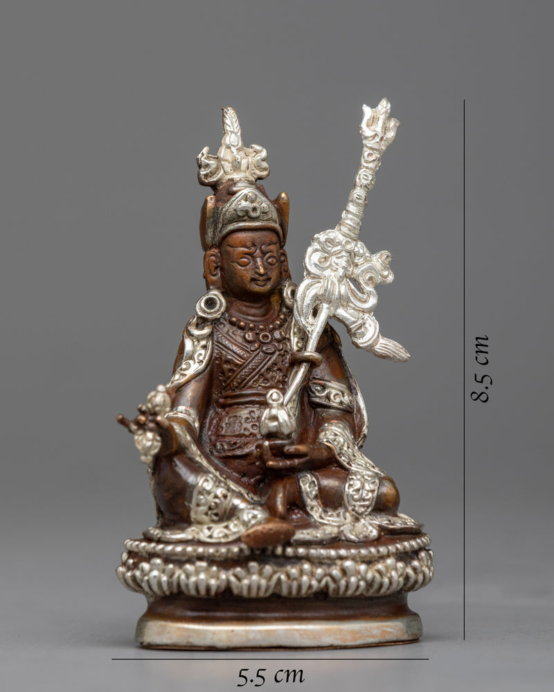 Guru Rinpoche Statue Tso Pema | Encounter Spiritual Wisdom