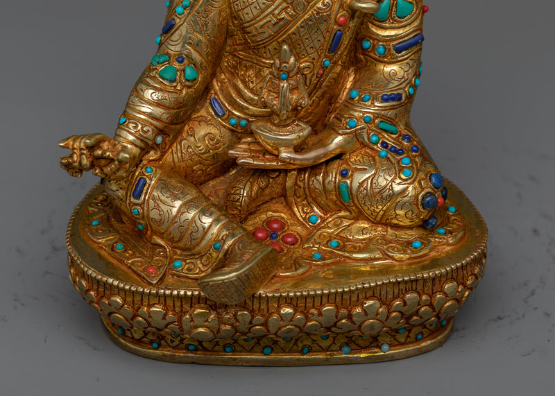 Embrace the Enlightened Presence of Guru Rimpoche Statue | གུ་རུ་རིན་པོ་ཆེ་