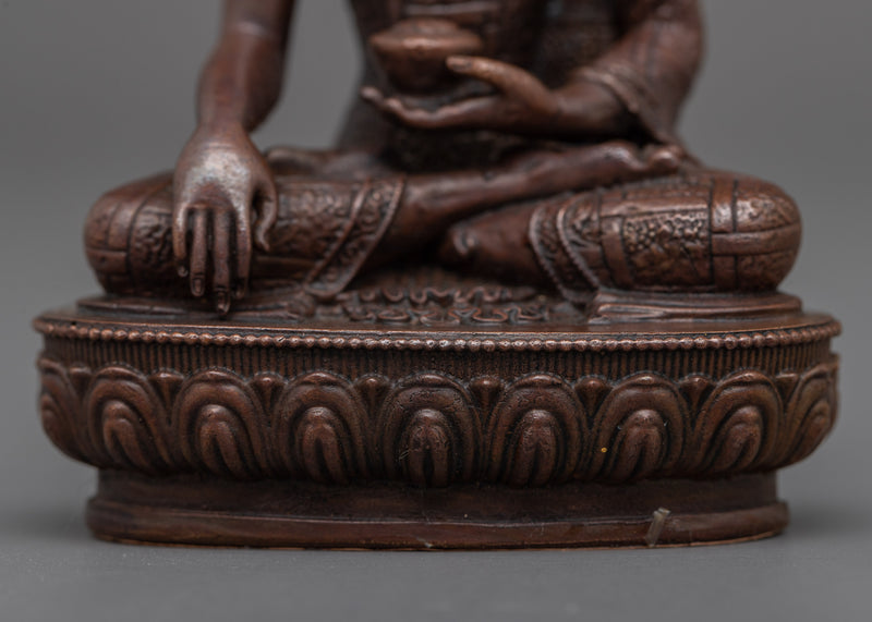 Small Shakyamuni Buddha Statue | Small-Scale Serenity