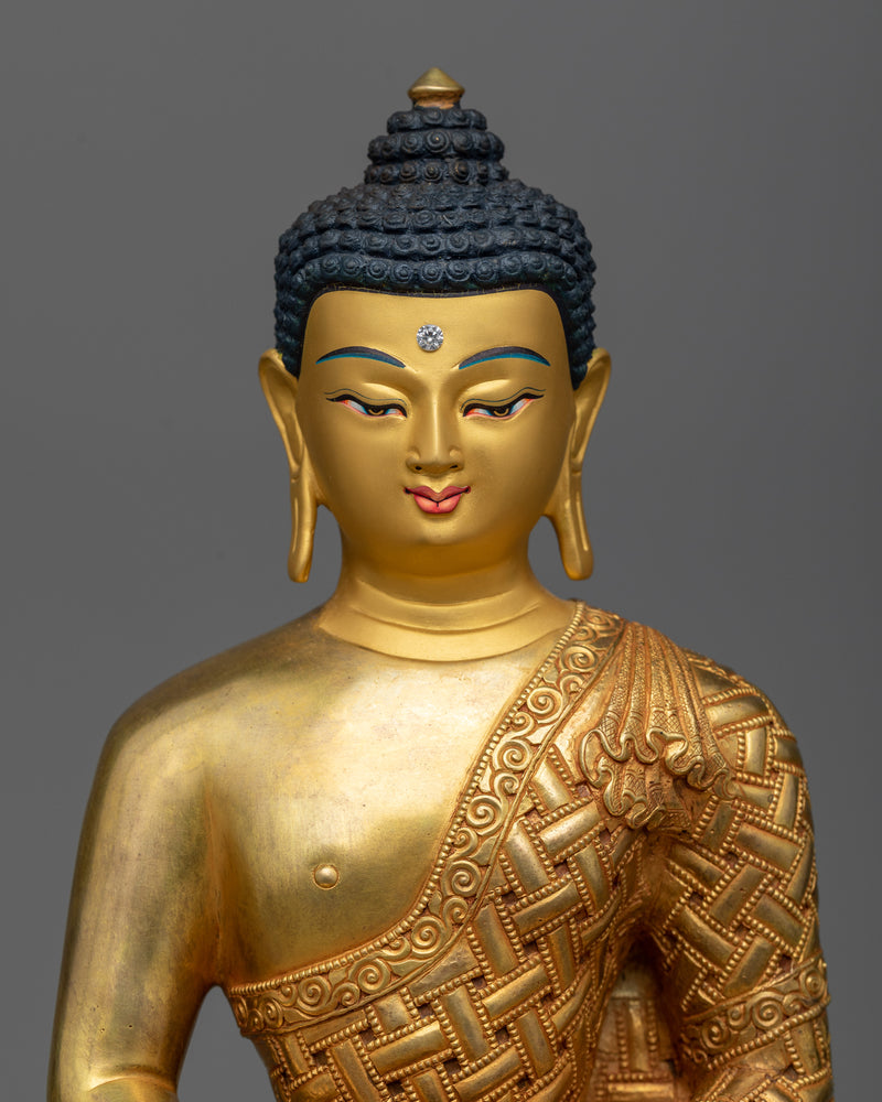 amitabha-buddha-golden-sculpture