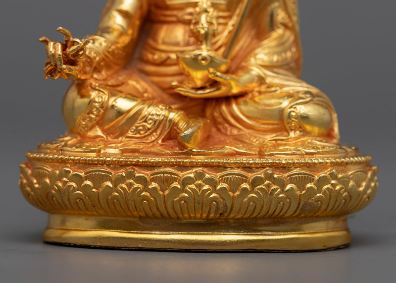 Compact Guru Rinpoche Statue | 24K Gold Electroplating