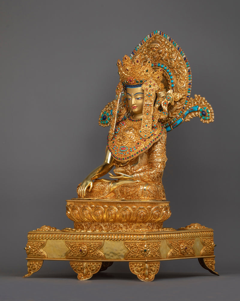 crown-shakyamuni-buddha-on throne