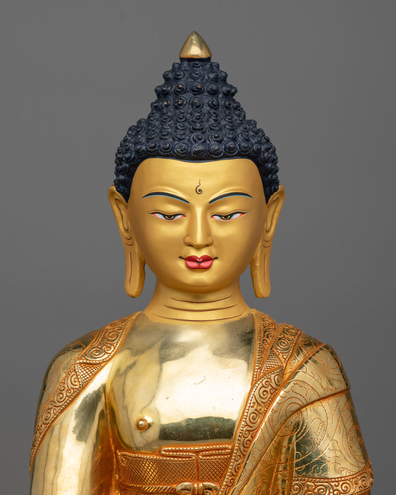 beautiful-statue-of-shakyamuni