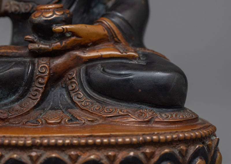 Shakyamuni Buddha Small-16cm-Oxidized Statue | Essence of Tranquility