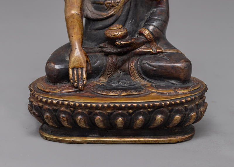 Shakyamuni Buddha Small Darken Oxidized Statue | Serene Miniature