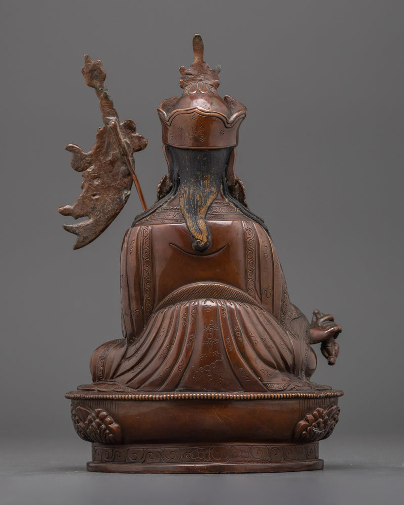 sacred-guru-rinpoche-sculpture