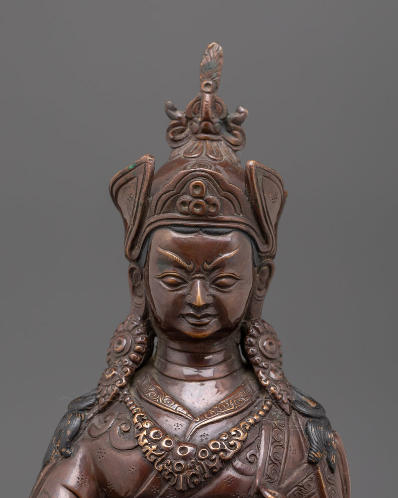 sacred-guru-rinpoche-sculpture