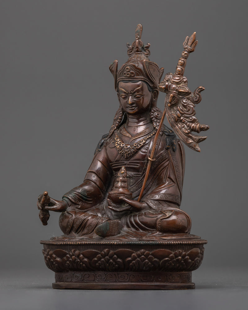 sacred-guru-rinpoche-sculpture