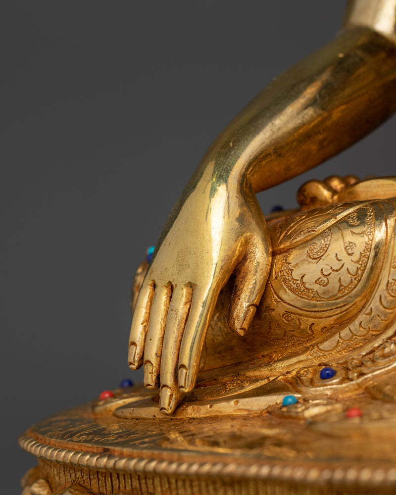 The Enlightened One with Regal Grace | Crown Shakyamuni Buddha Statue