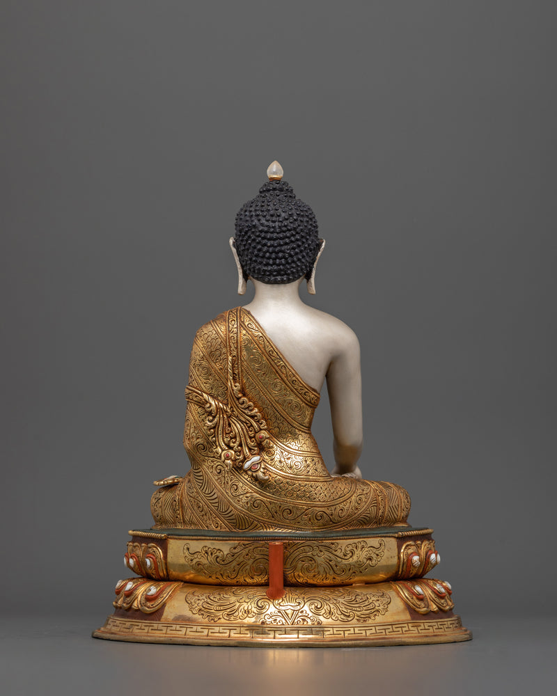 lord-shakyamuni-statue