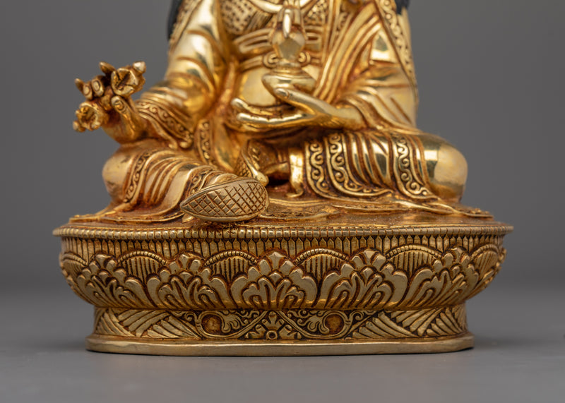 Spiritual Teacher of Tantric Buddhism Guru Rinpoche | Compassionate and Protective Presence