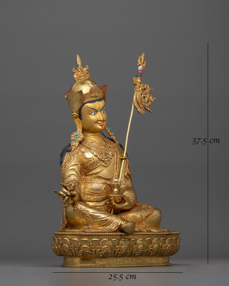 guru-rinpoche-lotus-born-figure