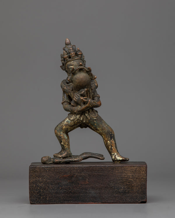 chakrasambhara-yidam-statue