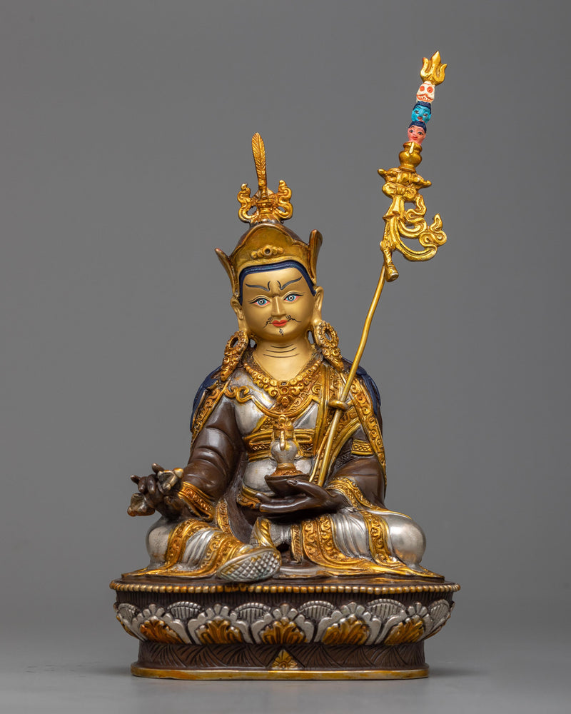 guru-rinpoche-padmasambhava-sculpture