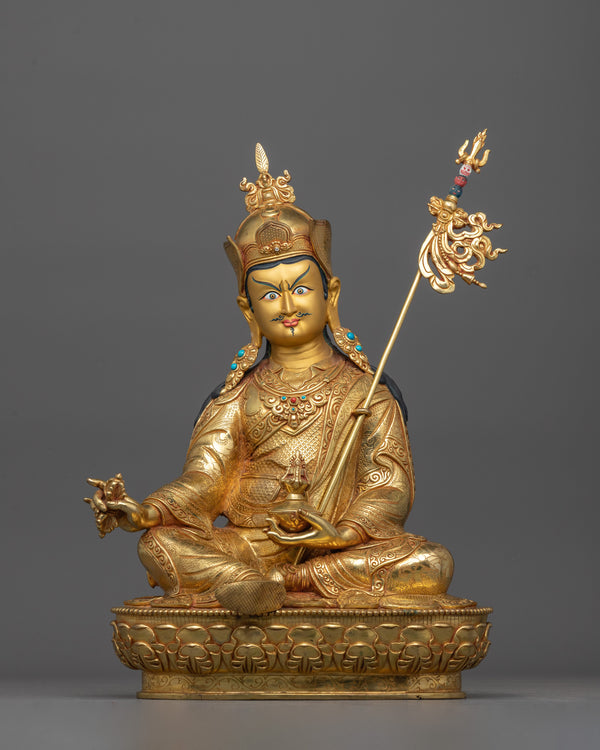 guru-rinpoche-lotus-born-figure