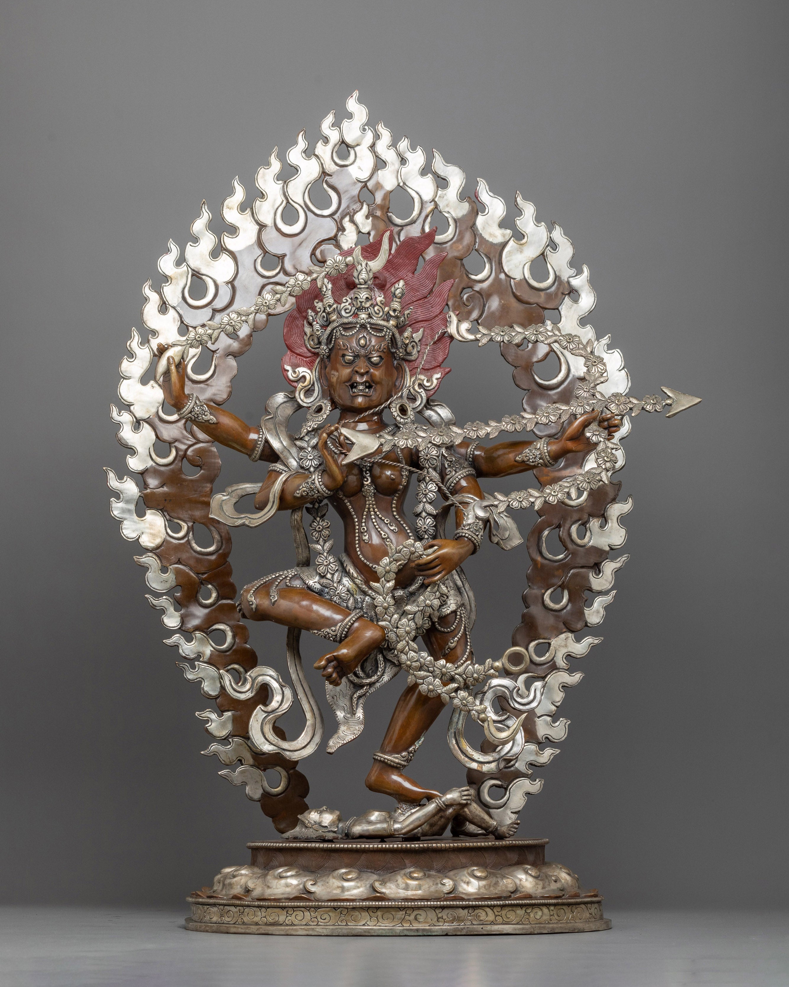 Kurukulla Devi Statue | Transcendent Beauty Revealed