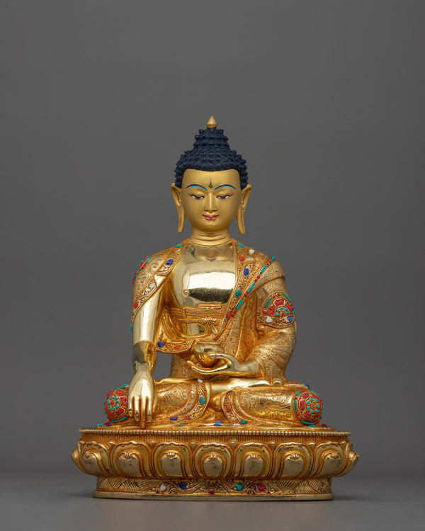 traditional-shakyamuni-buddha-statue