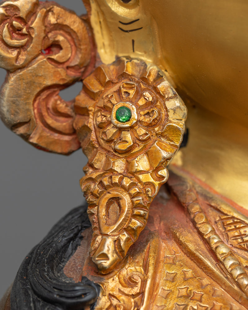 Mantra of Guru Rinpoche | Golden Statue to Help Practitioners