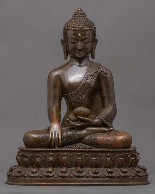 buddha-sitting-in-lotus